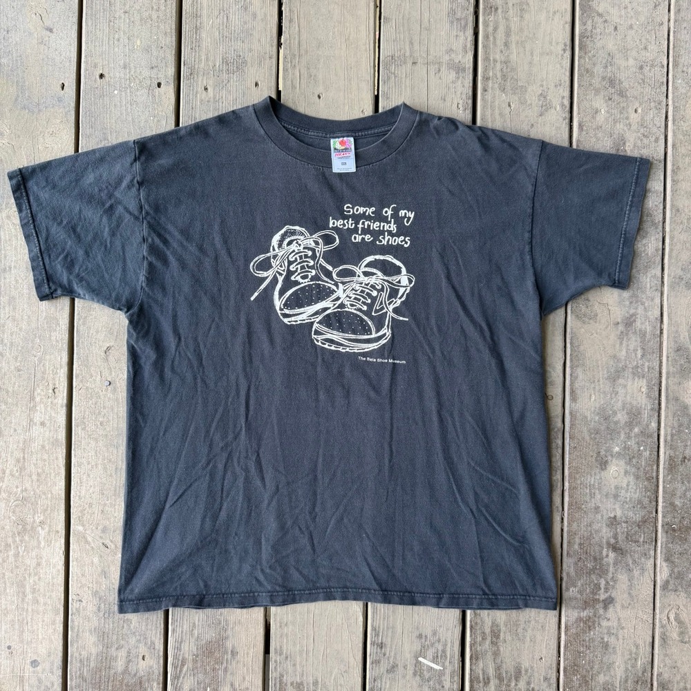 Fruit of the Loom Bata Shoe Museum Graphic T-Shirt Black XXL Vintage Style Tee